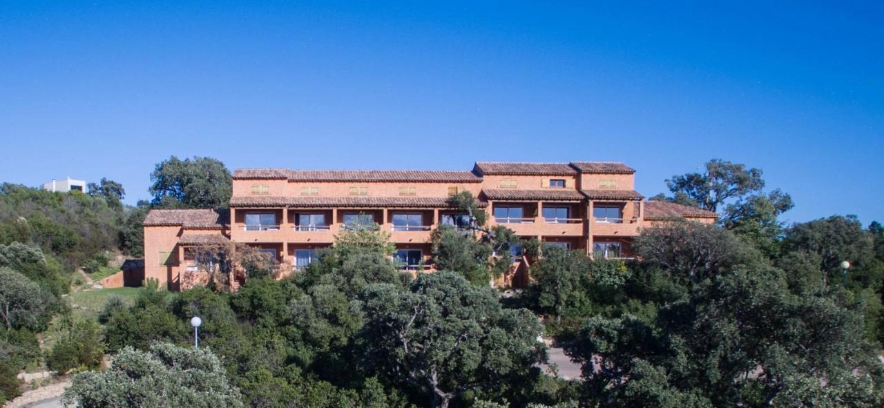 Aparthotel Complesso Residenziale Marina Di Pinarello Pinarellu Exterior foto