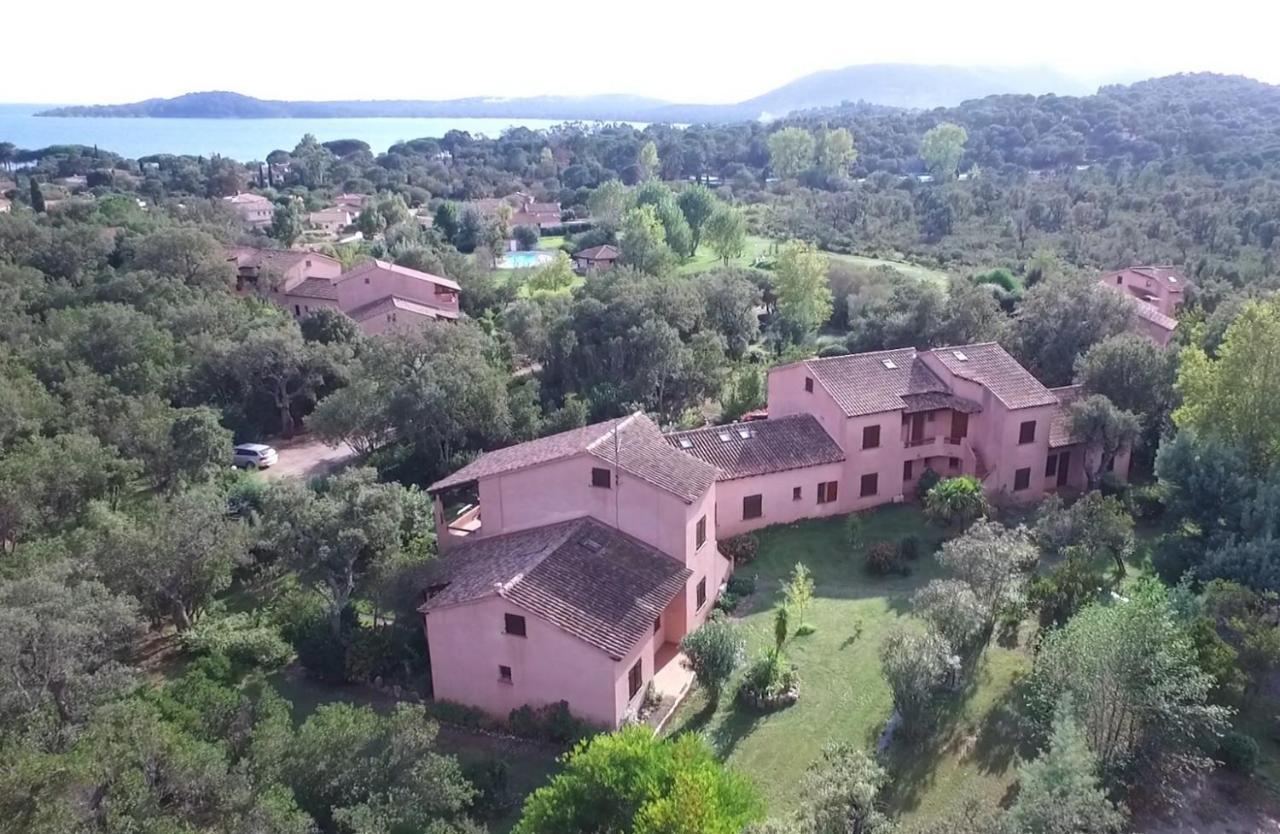 Aparthotel Complesso Residenziale Marina Di Pinarello Pinarellu Exterior foto