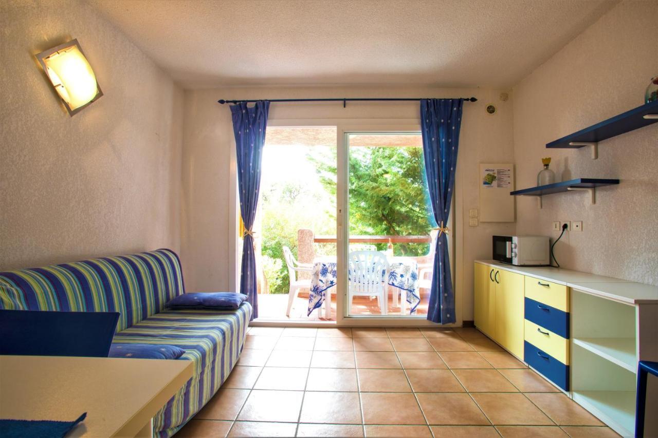 Aparthotel Complesso Residenziale Marina Di Pinarello Pinarellu Exterior foto